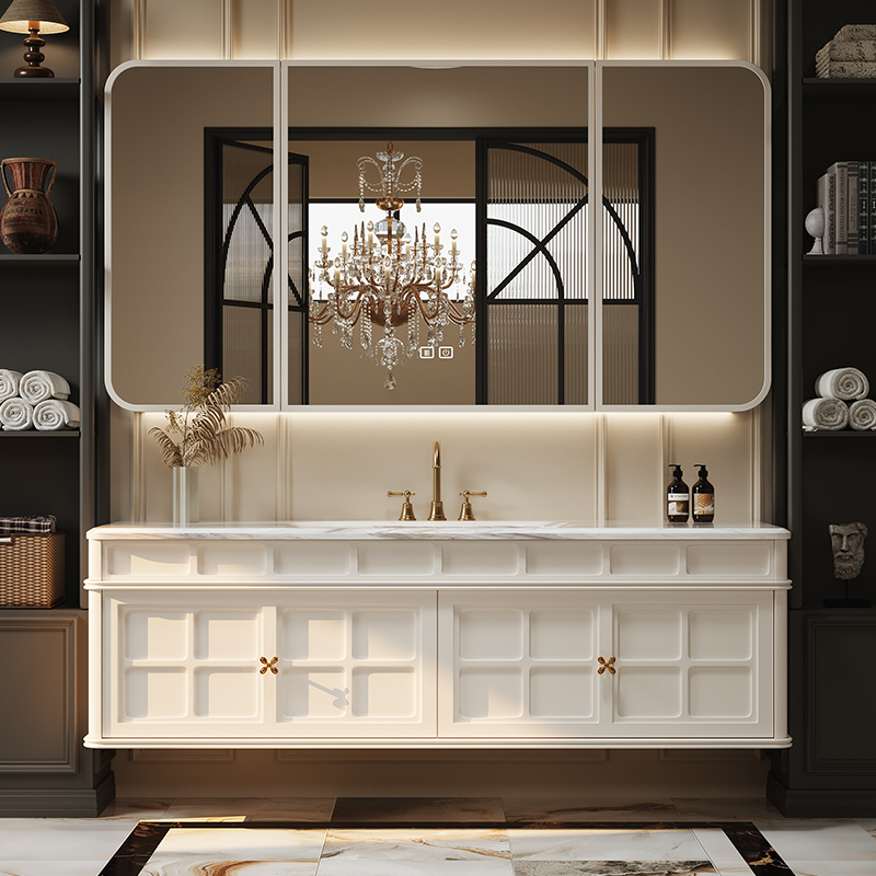 French Retro Bathroom Cabinet  - Luxury Skincare & Spa Reviews recensie en prijs